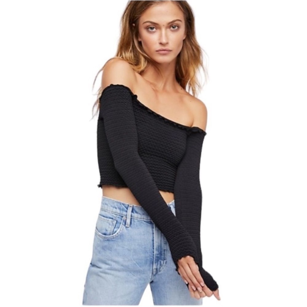 NEW FREE PEOPLE Intimately Off Shoulder Smocked Black Crop Longsleeve Med/Large